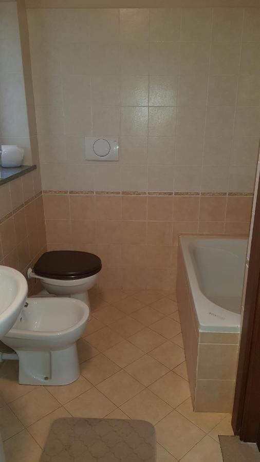 La Ca' D' Rina Casa Vacanze Melle Buitenkant foto